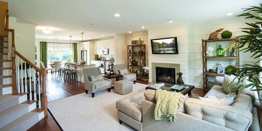 Great Room & Kitchen DSC_0061 flipped