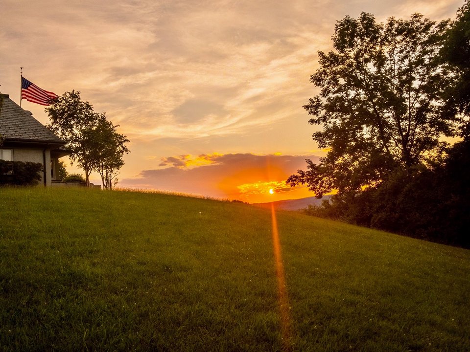 34726139_1827742137535345_3588090372854644736_n